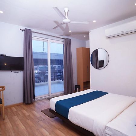 Hotel Mira Residency- Outer Ring Road, Paschim Vihar Delhi  Extérieur photo