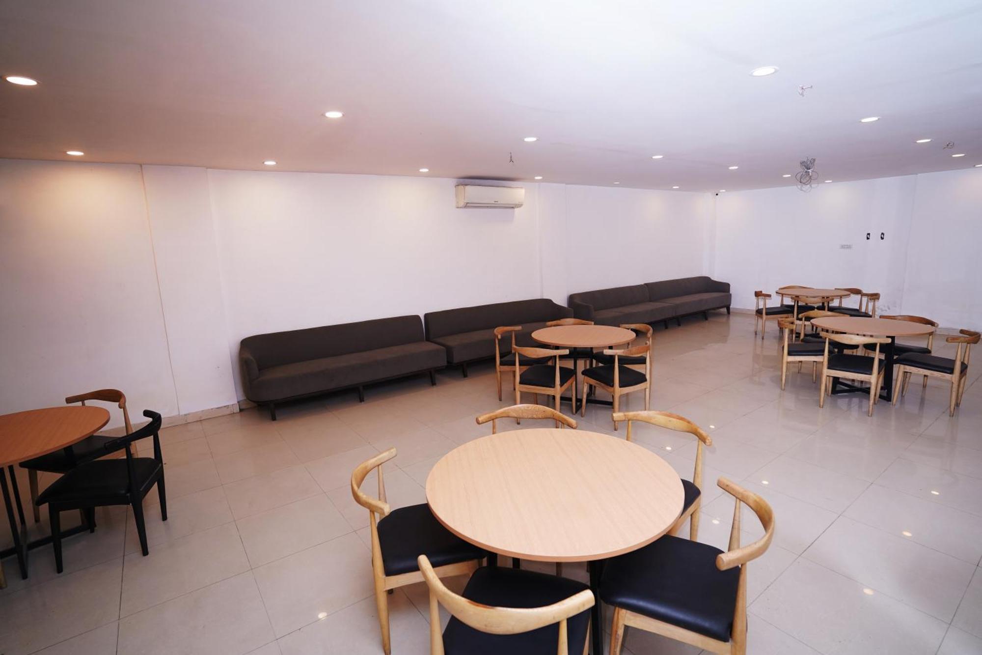Hotel Mira Residency- Outer Ring Road, Paschim Vihar Delhi  Extérieur photo